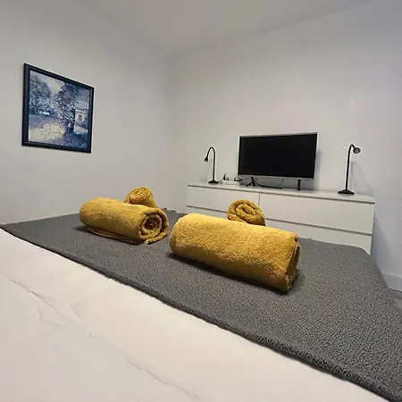 In Edificio Nirvana,los Cristianos K114